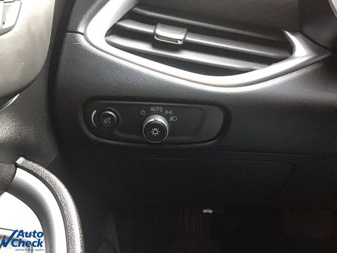 Used 2024 Chevrolet Malibu RS image 35