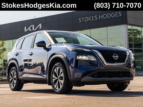 Used 2023 Nissan Rogue SV FWD image 1