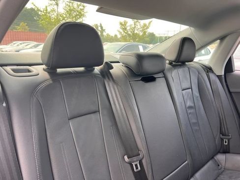 Used 2019 Audi A4 2.0T Premium FWD image 27