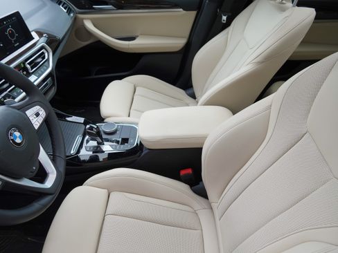 Certified 2024 BMW X3 sDrive30i w/ Convenience Package RWD image 11