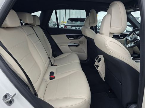 New 2026 Mercedes-Benz GLC 300 4MATIC image 12