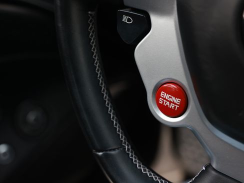 Used 2015 Ferrari California T RWD image 34