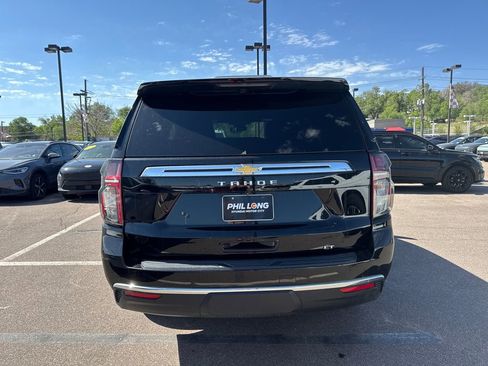 Used 2023 Chevrolet Tahoe LT w/ Luxury Package AWD/4WD image 12