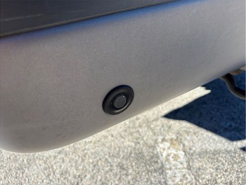 Used 2013 Ford F150 Raptor w/ Luxury Equipment Group image 15