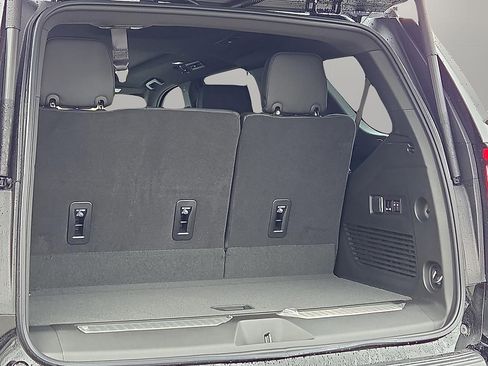 New 2026 GMC Yukon Denali image 9