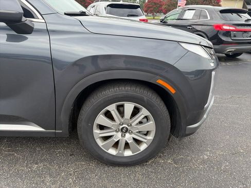 Used 2024 Hyundai Palisade SEL FWD image 5