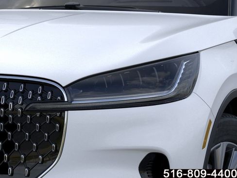 Used 2026 Lincoln Aviator AWD image 19