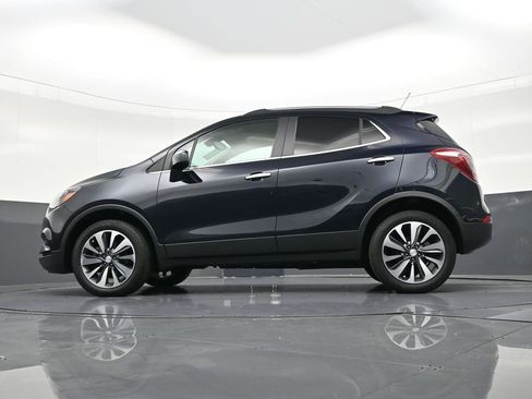 Used 2022 Buick Encore Preferred w/ Safety Package image 25