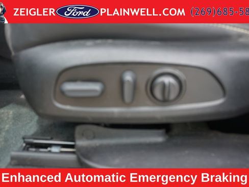 Used 2023 Chevrolet Traverse LT w/ LT Premium Package AWD/4WD image 21