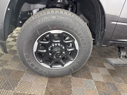 New 2025 RAM 2500 Laramie AWD/4WD image 29