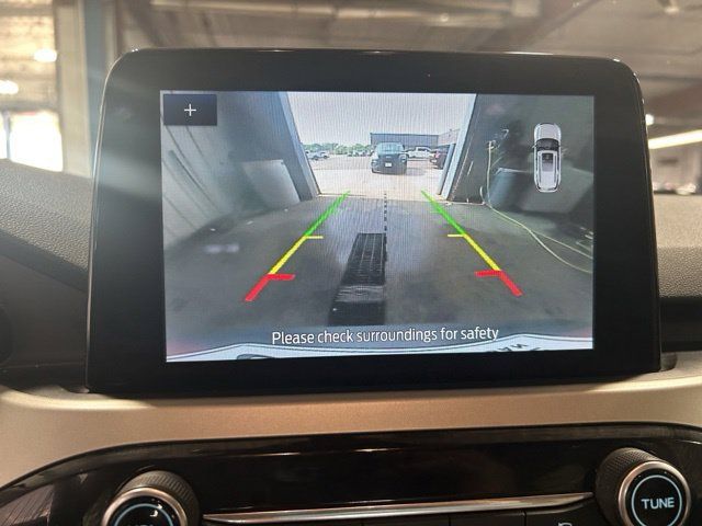 Used 2020 Ford Escape SEL AWD/4WD image 2
