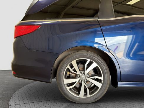 Used 2023 Honda Odyssey Touring image 22