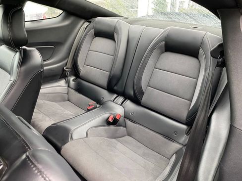 Used 2019 Ford Mustang Shelby GT350 w/ Technology Package RWD image 26