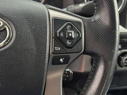Used 2016 Toyota Tacoma SR5 w/ Towing Package AWD/4WD image 24