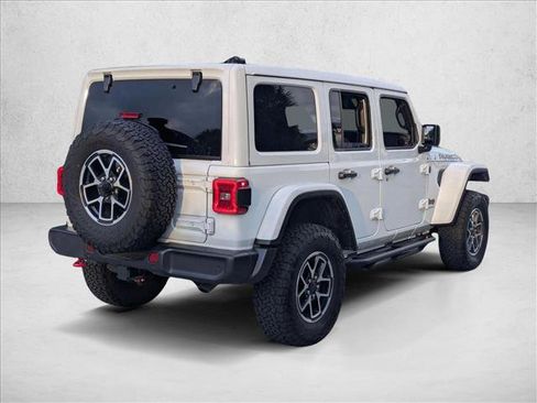 Used 2025 Jeep Wrangler Unlimited Rubicon w/ Safety Group AWD/4WD image 5