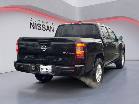Used 2023 Nissan Frontier SV w/ SV Convenience Package image 4