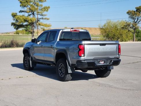 Used 2024 Chevrolet Colorado ZR2 w/ Technology Package AWD/4WD image 5