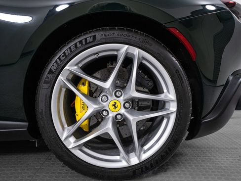 Used 2023 Ferrari Roma RWD image 11
