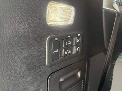 Used 2024 Lexus LX 600 4WD w/ Luxury Package image 21