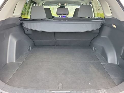 Used 2024 Toyota RAV4 XLE FWD image 19