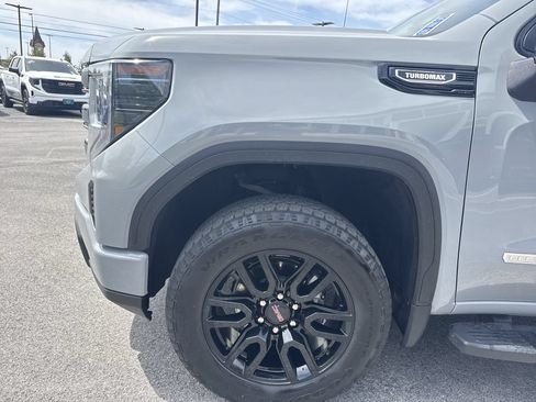 Used 2024 GMC Sierra 1500 Elevation AWD/4WD image 32