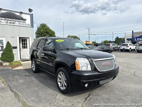 Used 2012 GMC Yukon Denali AWD/4WD image 3