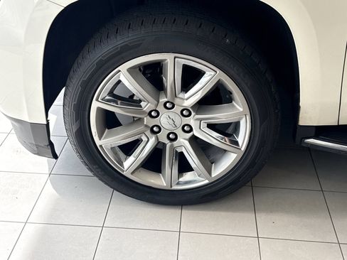 Used 2015 Chevrolet Tahoe LTZ AWD/4WD image 15