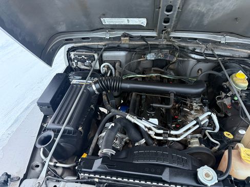 Used 2000 Jeep Wrangler Sport image 34