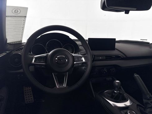 New 2026 MAZDA MX-5 Miata Club w/ Interior Package RWD image 30