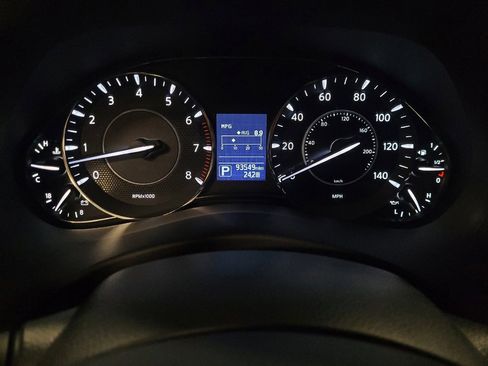 Used 2020 Nissan Armada Platinum w/ Platinum Reserve Package RWD image 23