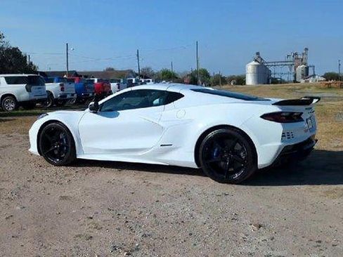 New 2026 Chevrolet Corvette E-Ray w/ ZER Performance Package AWD/4WD image 6