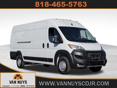 New 2024 RAM ProMaster 3500 w/ Convenience Group