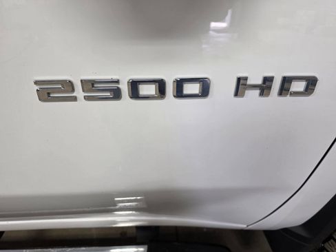 Used 2023 Chevrolet Silverado 2500 LT w/ Convenience Package AWD/4WD image 10