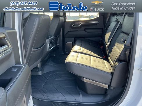 Used 2024 Chevrolet Silverado 1500 High Country image 19