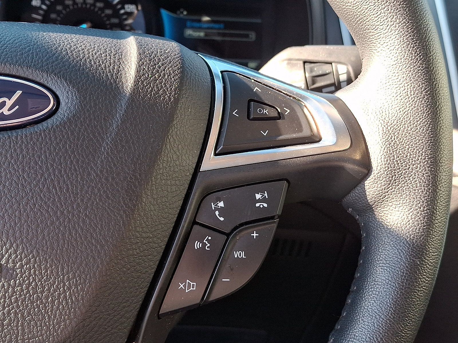 Used 2024 Ford Edge SEL w/ Convenience Package AWD/4WD image 23