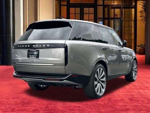New 2026 Land Rover Range Rover SE AWD/4WD image 8