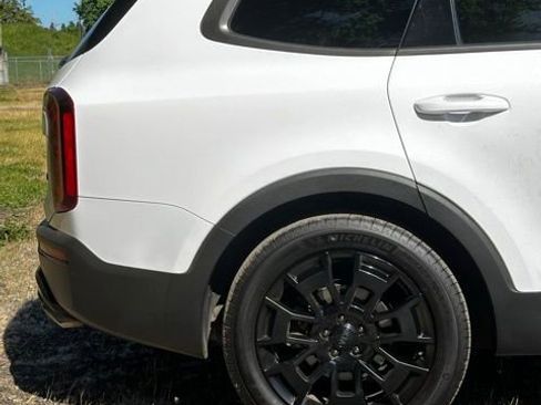Used 2021 Kia Telluride SX w/ SX Prestige Package AWD/4WD image 9