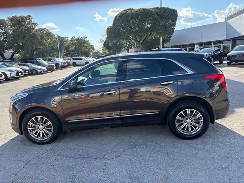 Used 2018 Cadillac XT5 Luxury w/ Driver Awareness Package AWD/4WD image 2