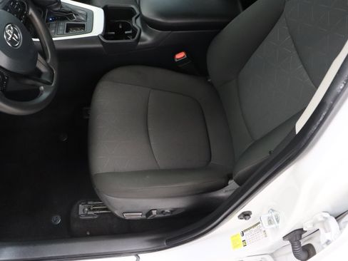 Certified 2024 Toyota RAV4 XLE w/ Convenience Package image 15