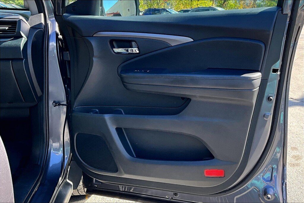 Used 2021 Honda Pilot Special Edition image 14