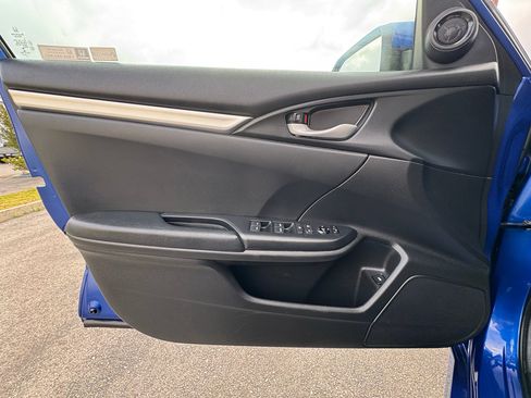 Used 2019 Honda Civic Sport image 20