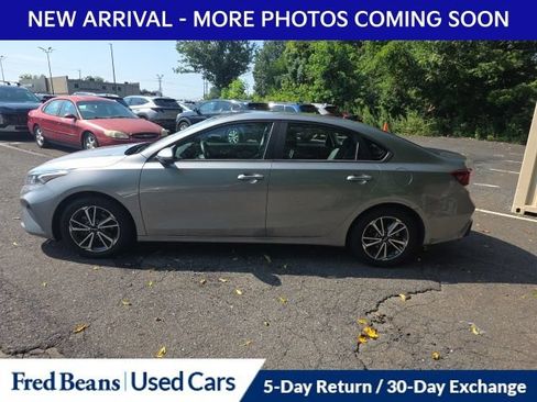 Used 2022 Kia Forte LXS FWD image 11