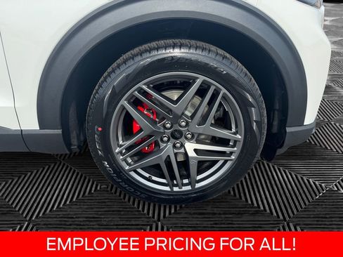 New 2026 Ford Explorer ST w/ Sun And Sound Package AWD/4WD image 9