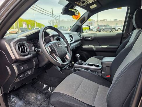 Used 2023 Toyota Tacoma TRD Off-Road AWD/4WD image 20