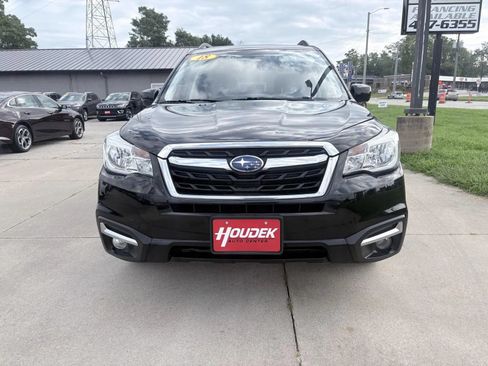 Used 2018 Subaru Forester 2.5i Premium AWD/4WD image 2