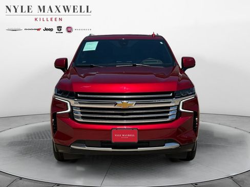 Used 2021 Chevrolet Tahoe High Country w/ Premium Package AWD/4WD image 18