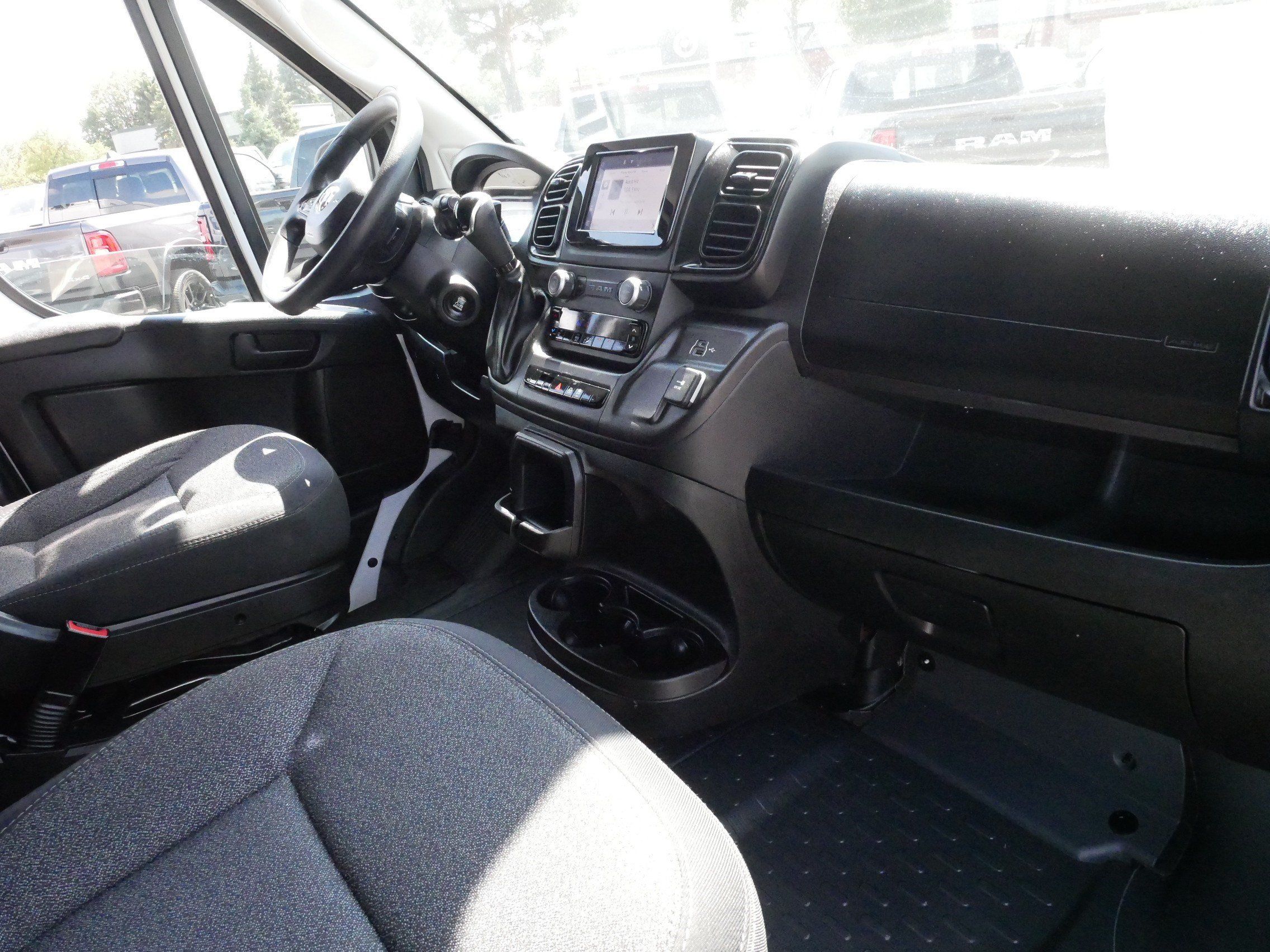 Used 2023 RAM ProMaster 2500 FWD image 10