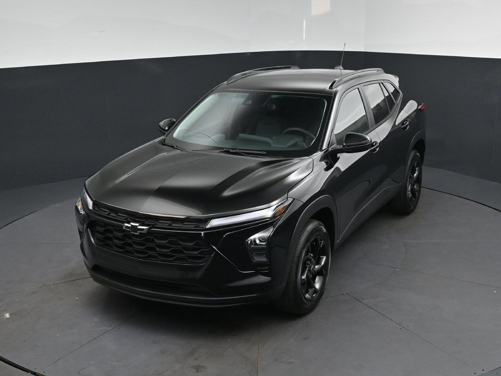New 2026 Chevrolet Trax LT w/ Midnight Edition FWD image 29