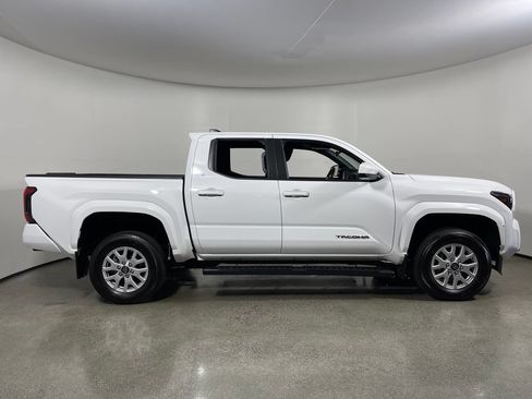 Certified 2024 Toyota Tacoma SR5 RWD image 2