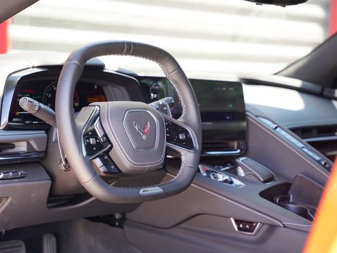 Used 2025 Chevrolet Corvette E-Ray w/ Stealth Interior Trim Package AWD/4WD image 23